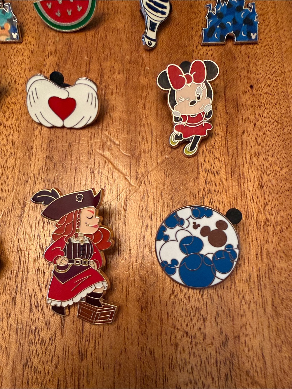 Disney Trading Pins.  Pack of 10 pins. - Picture 6 of 7